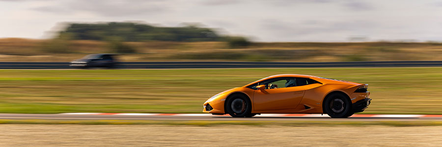 Lamborghini Huracán sur le circuit d'Issoire