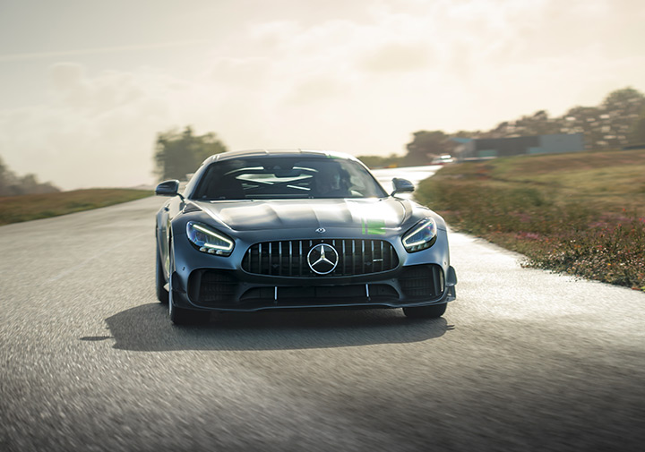 Stage de pilotage Mercedes AMG GTR Pro sur le circuit du Luc