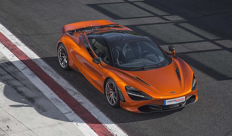 McLaren 720S aux stands