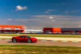 faire un tour de voiture sur circuit