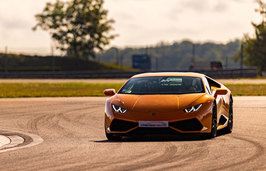 Stage de pilotage en Lamborghini Huracán sur circuit à Lyon