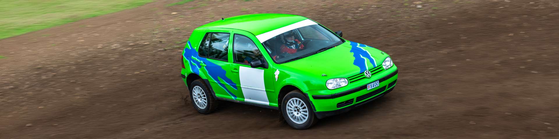 Stage de pilotage rallye circuit terre Issoire en Golf