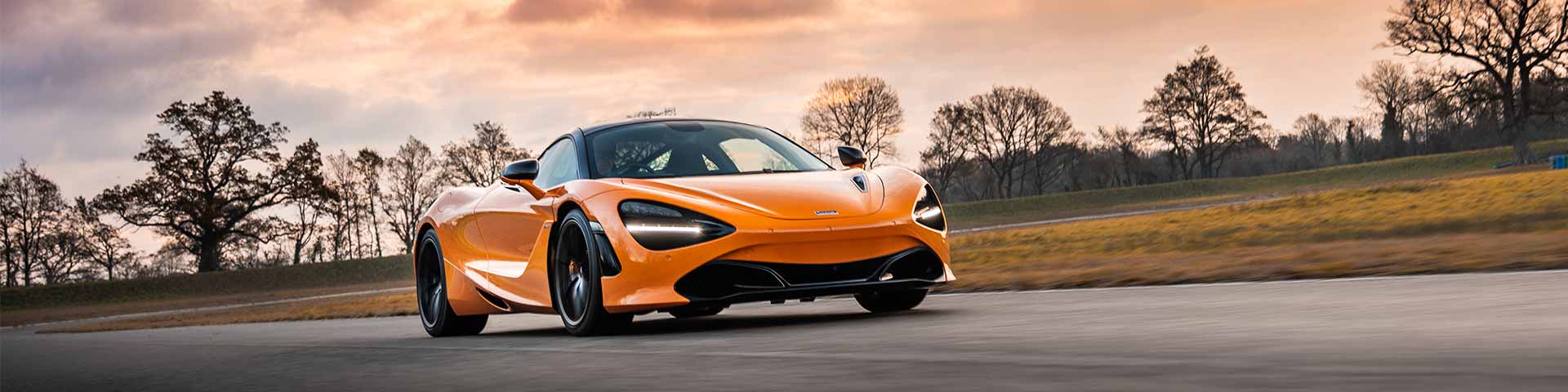 Stage de pilotage Le Bourbonnais en McLaren 720S