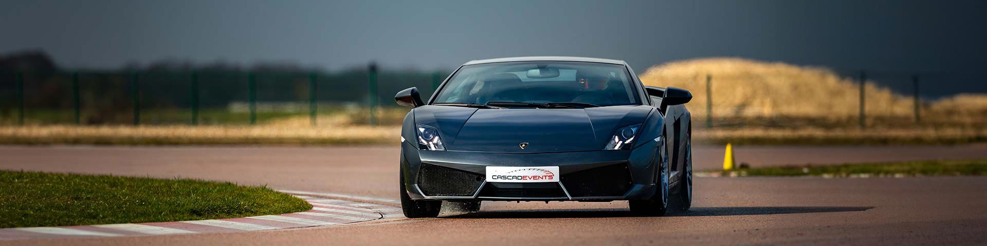 Stage de pilotage en Lamborghini Huracán en Occitanie 